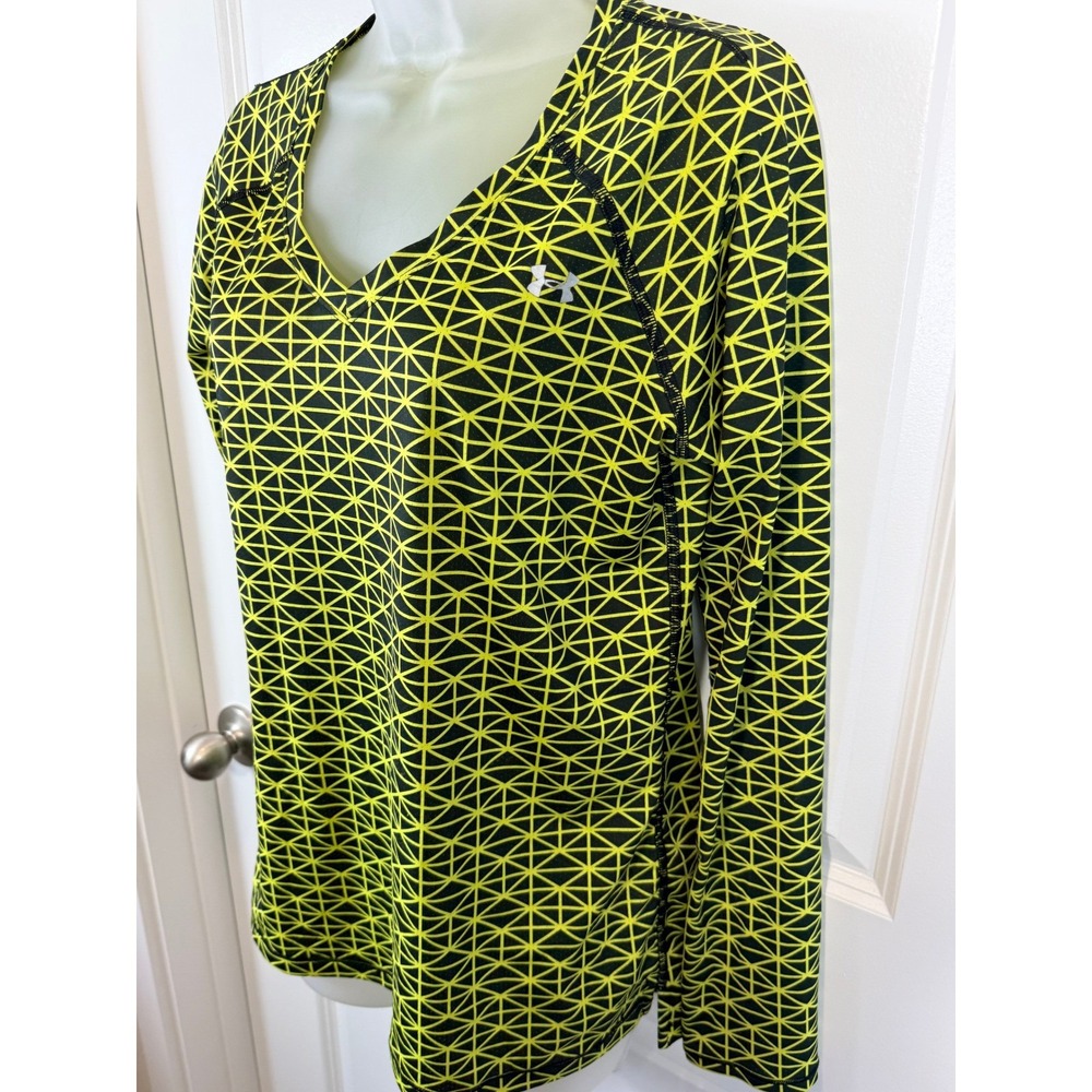 Under Armour HeatGear Long Sleeve Geometric Print Athletic Top Women's‎ M Fitted